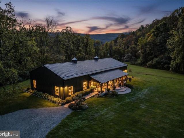 House for sale in Franklin, West Virginia
