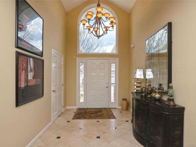 House for sale in Smithtown, New York