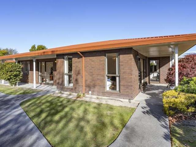 House for sale in Casebrook, Canterbury