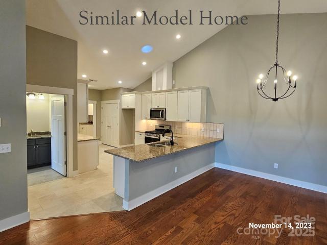 Townhouse for sale in Candler, North Carolina