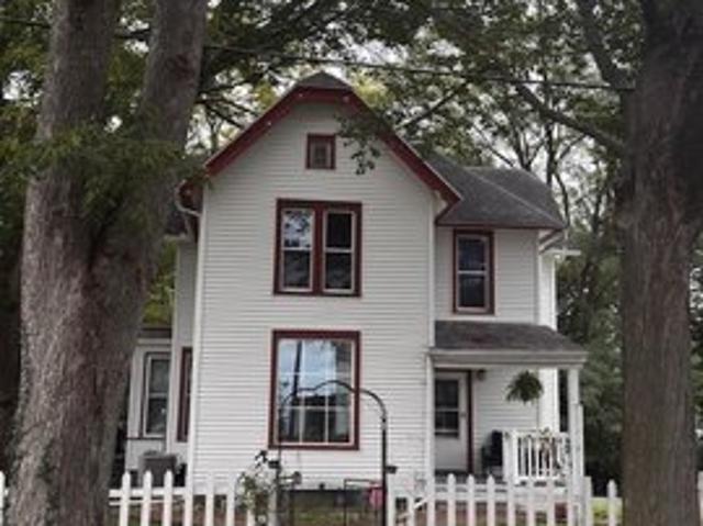 House for sale in Canton, Fulton County