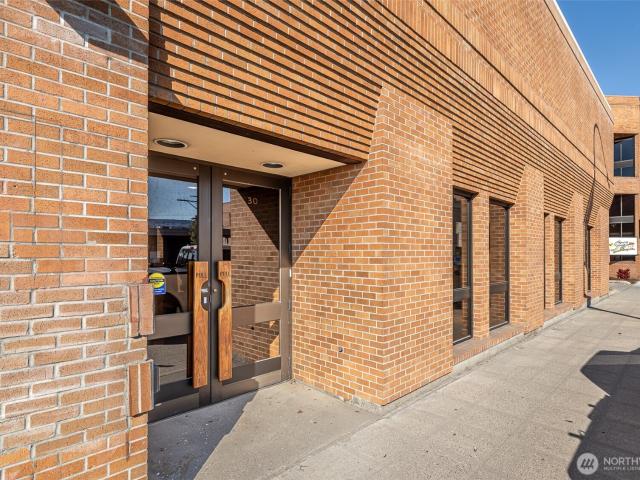Commercial for sale in Wenatchee