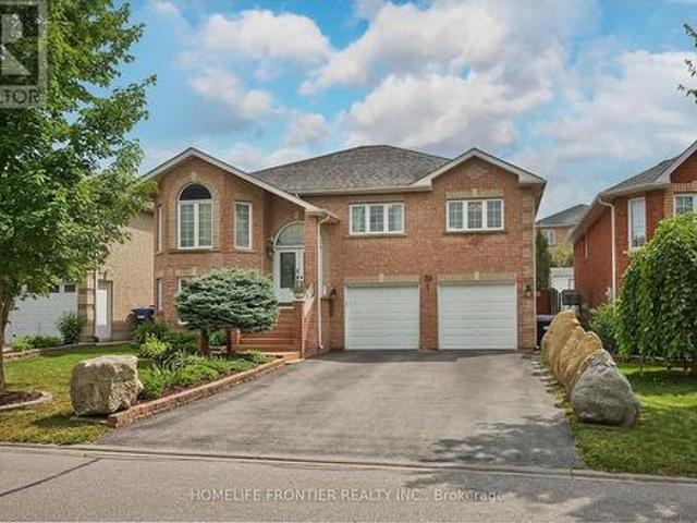 House for sale in Bradford West Gwillimbury, Ontario