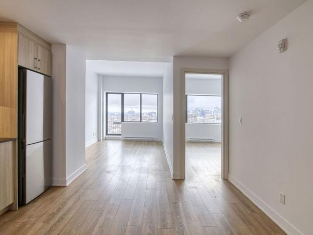 Apartment for rent in St. Leonard's, Quebec