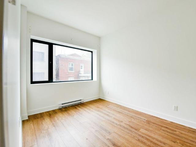Apartment for rent in St. Leonard's, Quebec