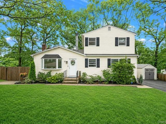 House for sale in Centereach, New York