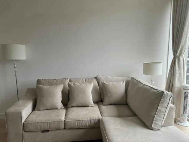Apartment for rent in Royal Wharf, Greater London