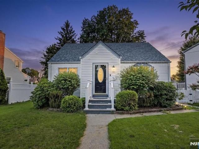 House for sale in Passaic, New Jersey