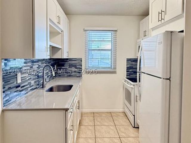 Condo for sale in Hallandale, Florida