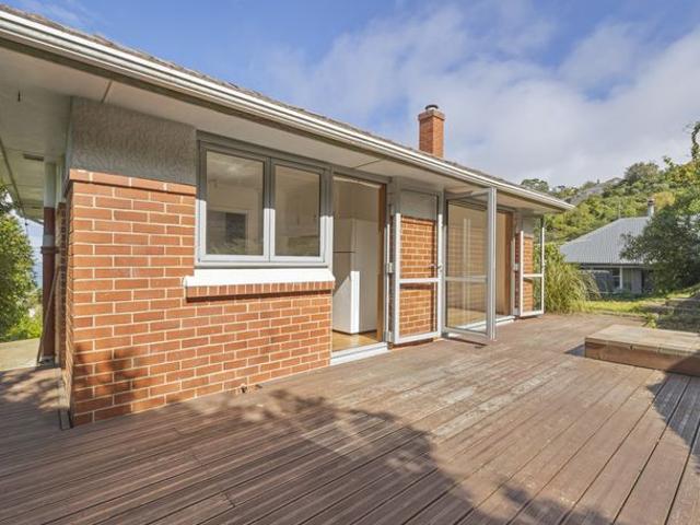 House for rent in Otakou