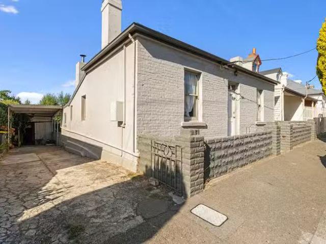 House for rent in North Hobart