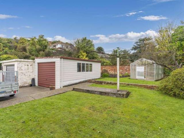 House for sale in Otakou