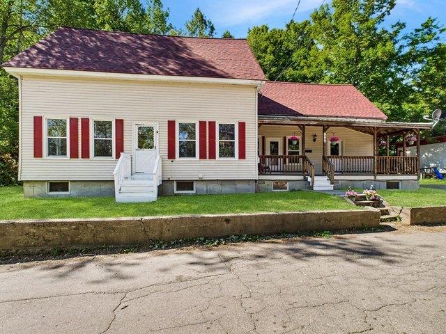 House for sale in New Hampshire