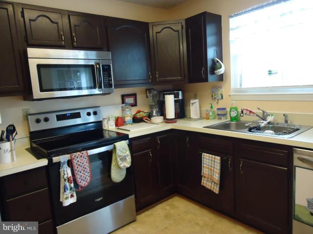 Townhouse for sale in Bunker Hill, West Virginia