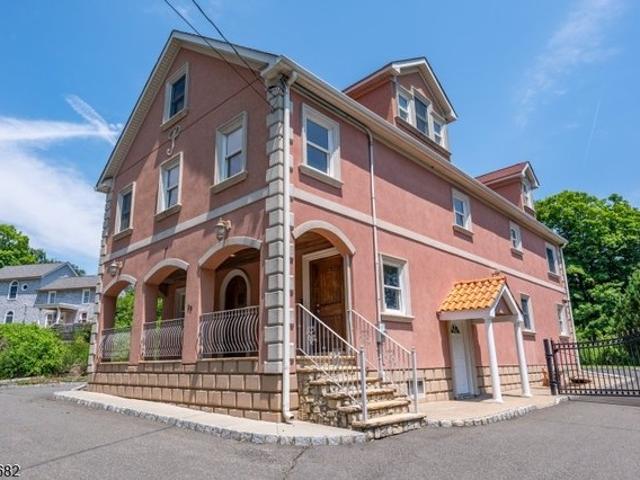 House for sale in Lake Hopatcong, New Jersey