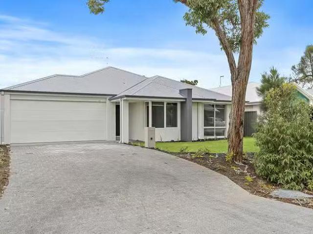 House for rent in Coodanup