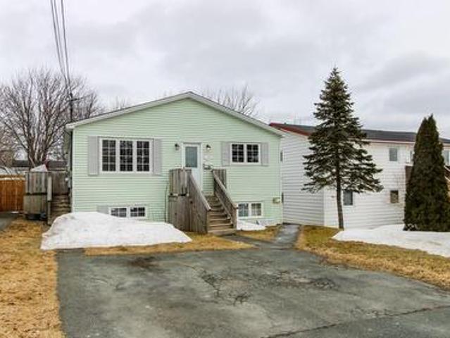 House for sale in Mount Pearl, Newfoundland And Labrador