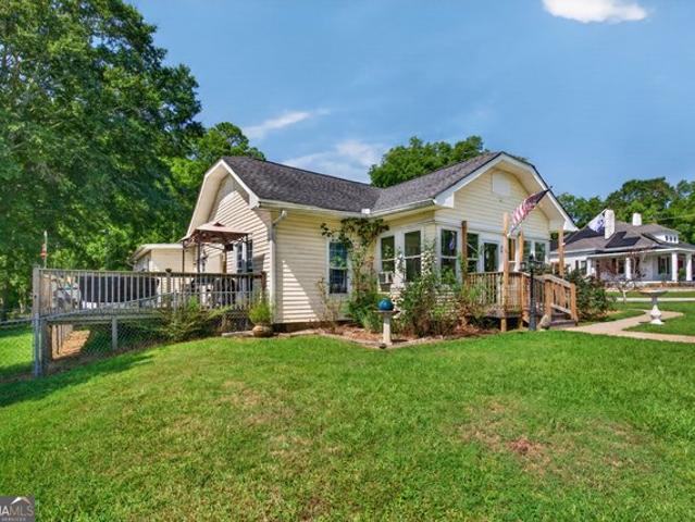 House for sale in Temple, Georgia