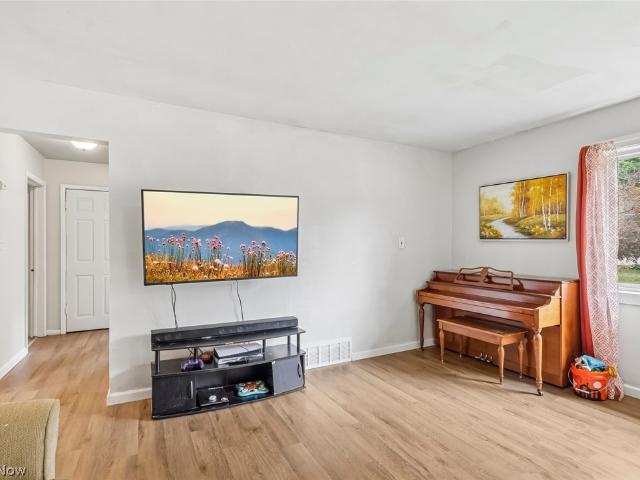 House for sale in Barberton, Summit County