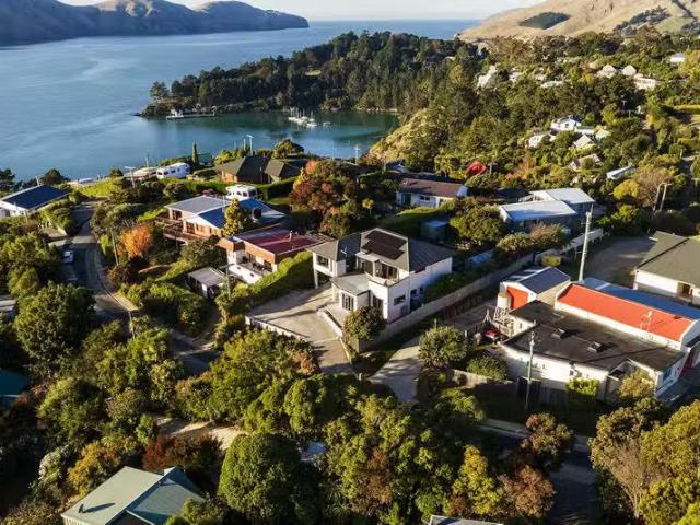 House for sale in Little Akaloa, Canterbury