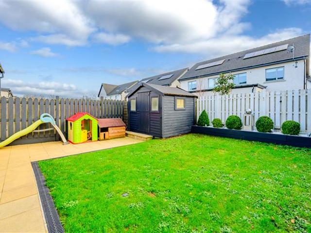 Detached House for sale in Carrigaline, South Tipperary