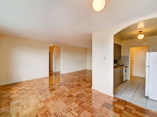 Apartment for rent in York Centre, Toronto