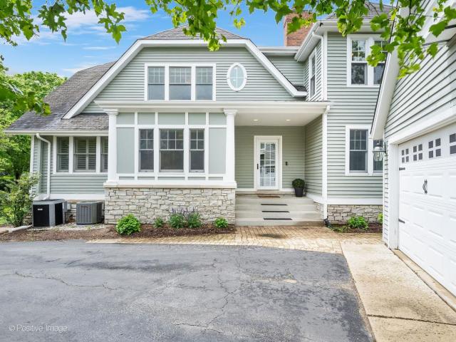 House for sale in Clarendon Hills, Illinois
