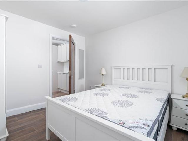 Terraced House to rent in Dublin