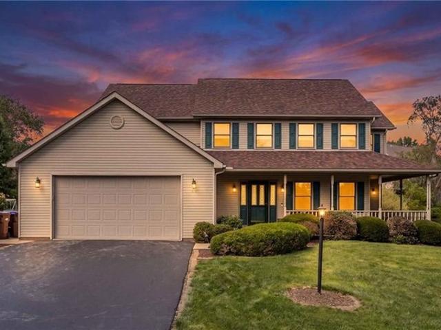 House for sale in Grove City, Mercer County
