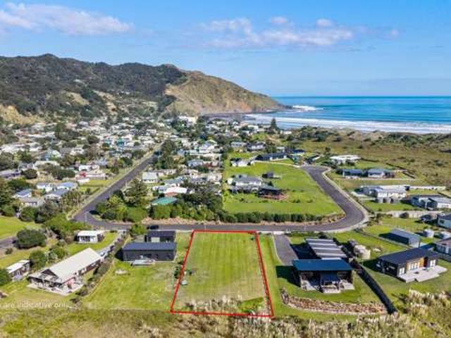 Land for sale in Port Waikato, Waikato