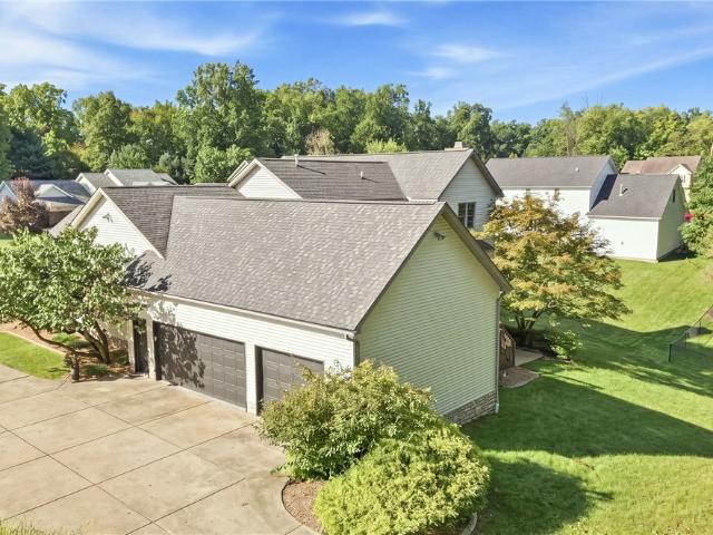 House for sale in Moreland Estates, Canfield