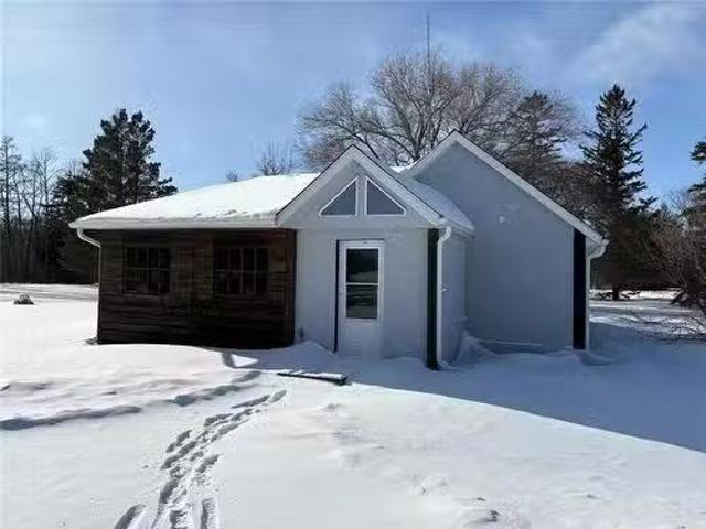 House for sale in Stuartburn, Manitoba