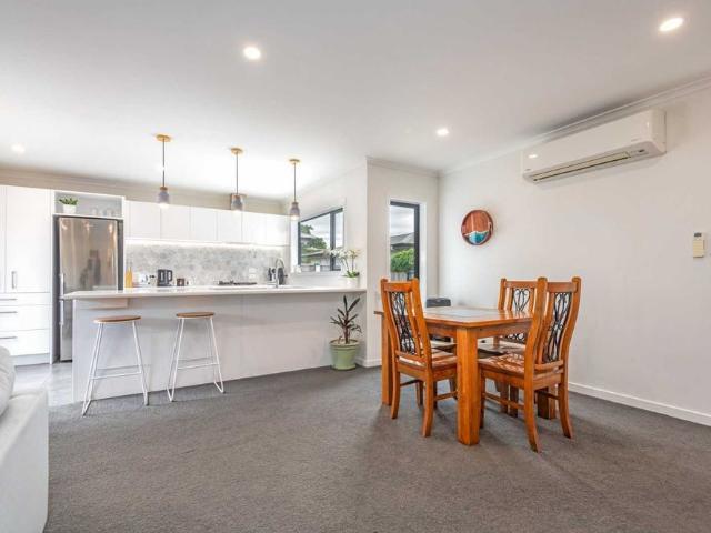 Townhouse for rent in Takaro, Palmerston North
