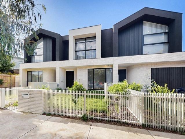 Townhouse for rent in Camerons Creek, Victoria