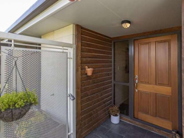 Property for sale in Charing Cross, Canterbury