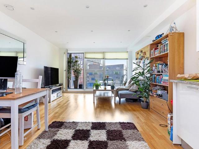 Apartment for rent in Walworth, Greater London
