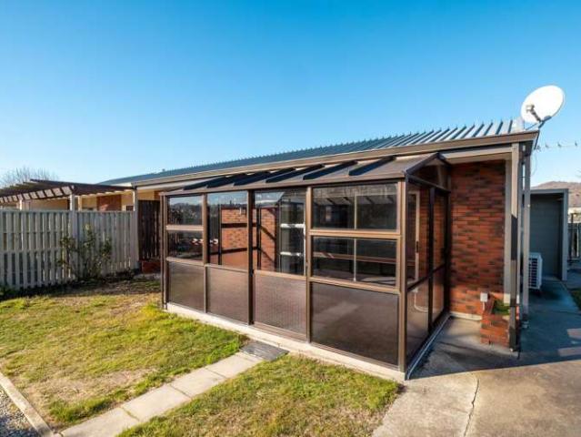 House for sale in Otakou