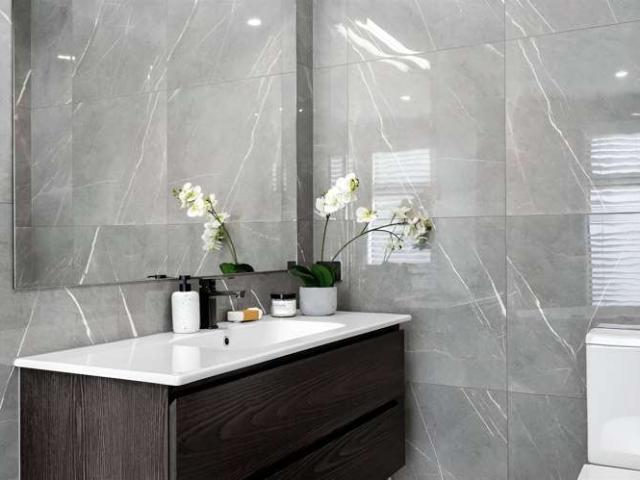 House for sale in Chaslands, Canterbury