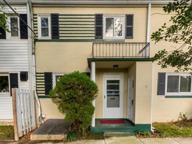 Condo for sale in Greenbelt, Maryland