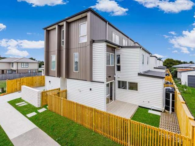 Townhouse for sale in Manurewa, Oroua County
