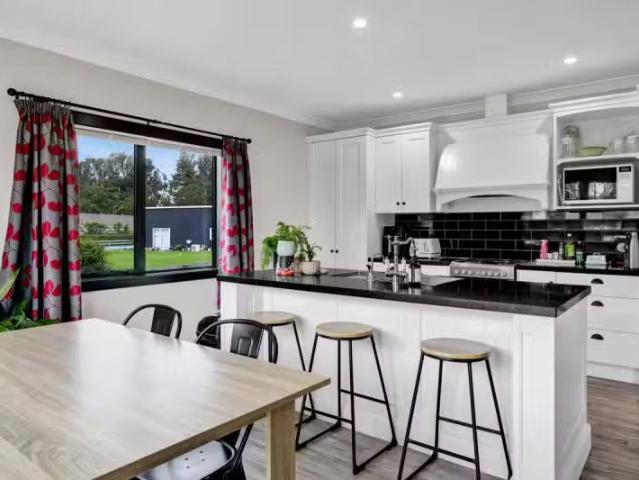 House for sale in Taranaki