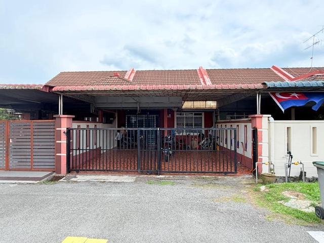 Terraced House for sale in Kluang