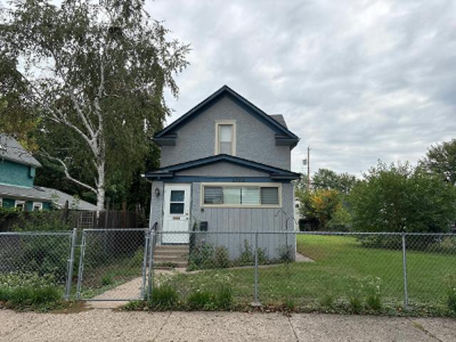 House for sale in Longfellow, Minneapolis