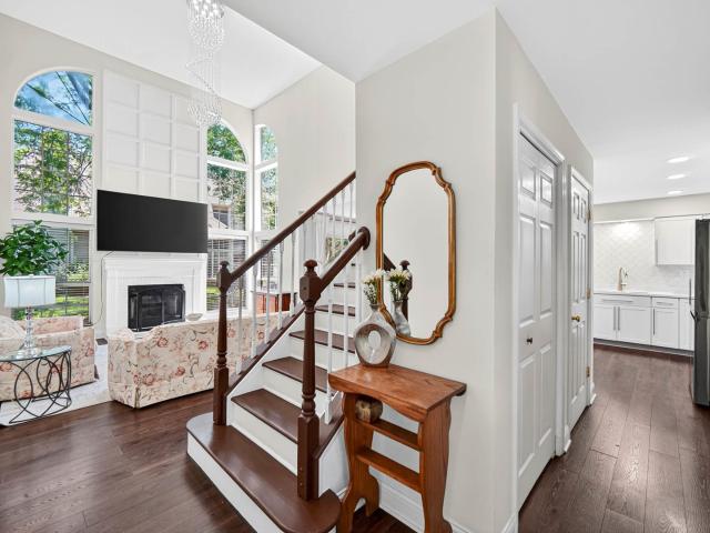 Townhouse for sale in Warrenville, Illinois