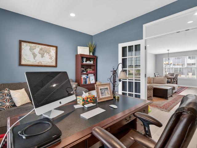 Townhouse for sale in Warrenville, Illinois