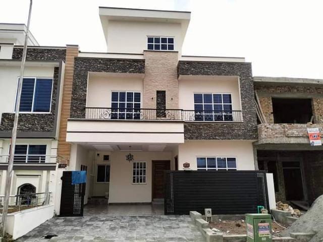 House for sale in جی-13/2, اسلام آباد