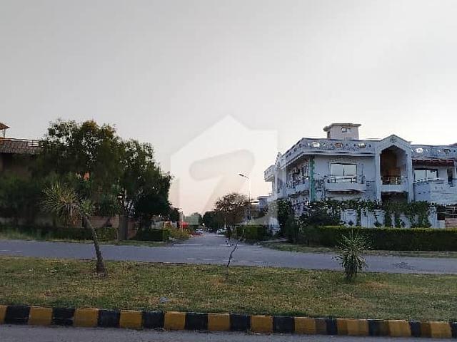 Property for sale in Islamabad