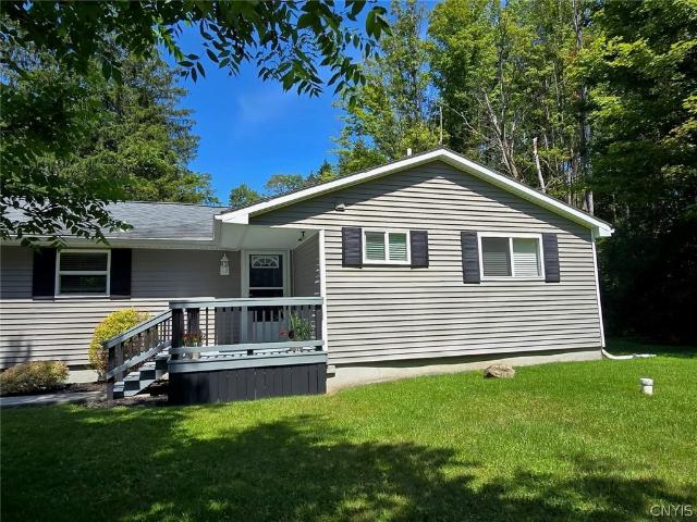 House for sale in Oneida, New York