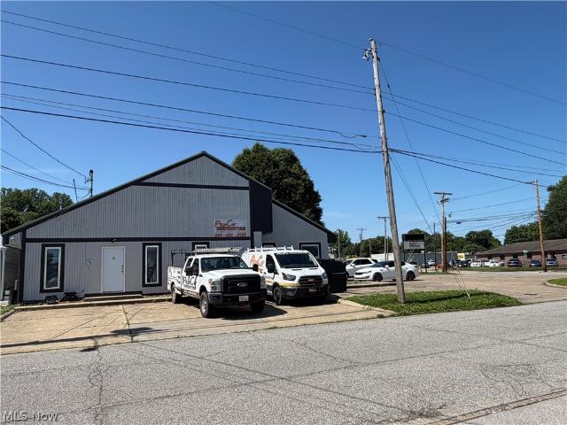 Commercial for sale in Parkersburg, West Virginia