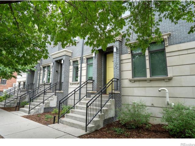 Townhouse for sale in Denver, Colorado